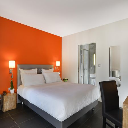 Hotel Douglas Puteaux Eksteriør bilde