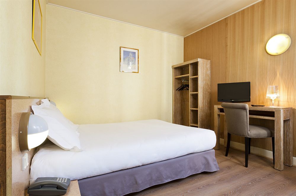 Hotel Douglas Puteaux Eksteriør bilde